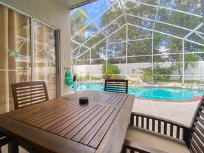 Nhà (3 Bedroom Home with Private Screened ) | Ngoại thất