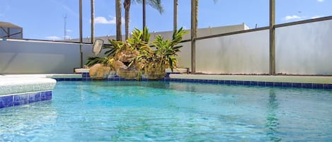 Casa (5 Bed 8002) | Exterior