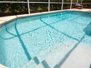 Outdoor pool - 3 Bed 156 (Davenport)