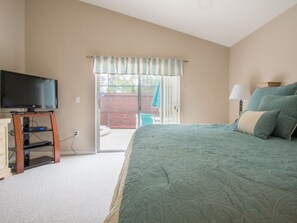 Talo | 4 makuuhuonetta, työpöytä, ilmainen Wi-Fi