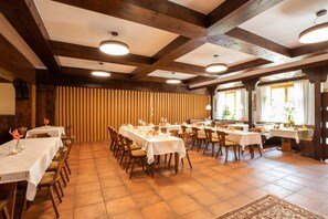 Restaurant - Landgasthof Hotel Sonne Röttingen (Laucheim)