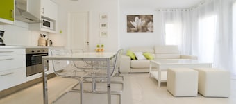 Quiet Duplex Apartment in Sitges, private parking, sea views, terrace, balcony