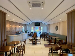 Termasuk sarapan bufet setiap hari 