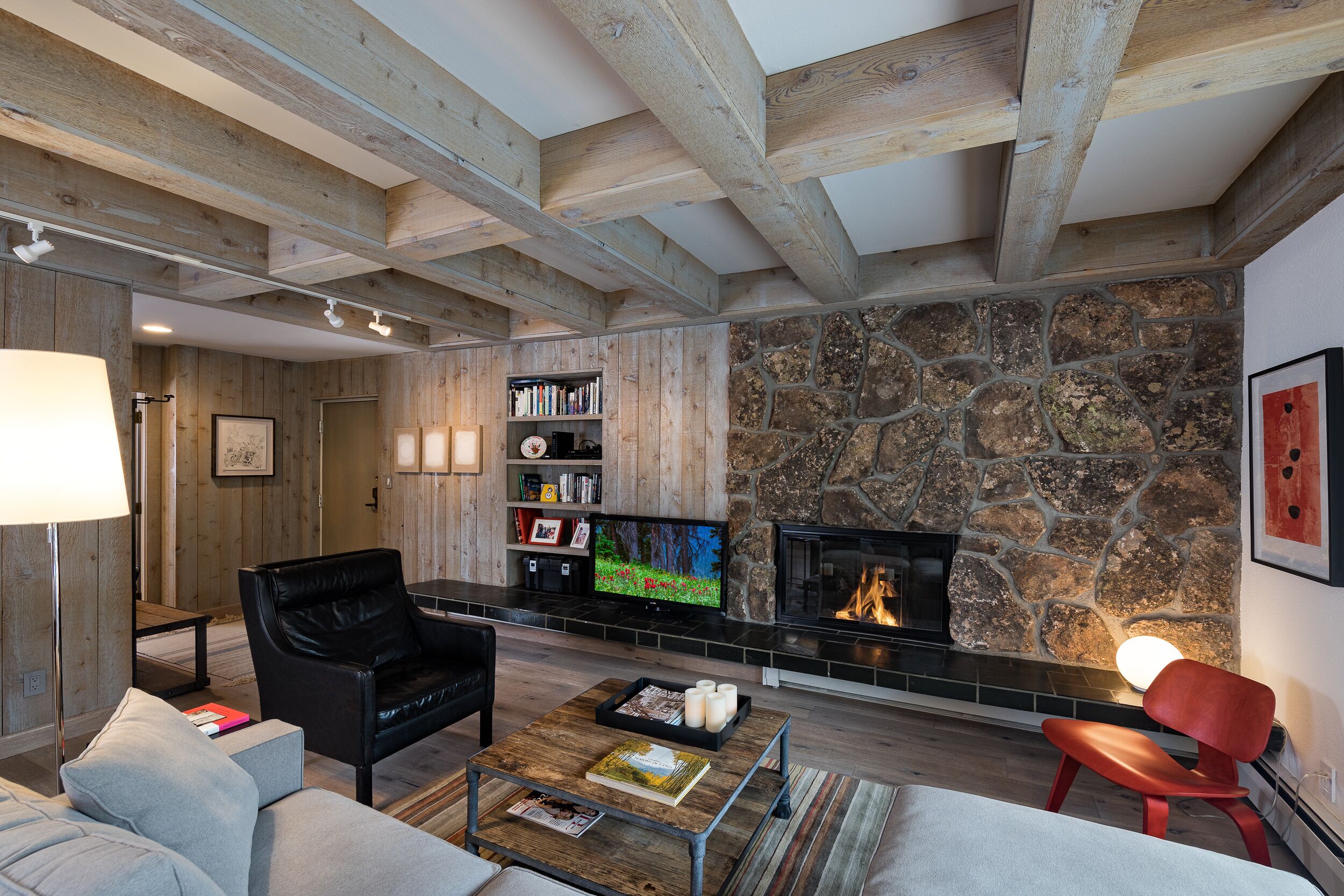 Treetops 4D Lionshead Village