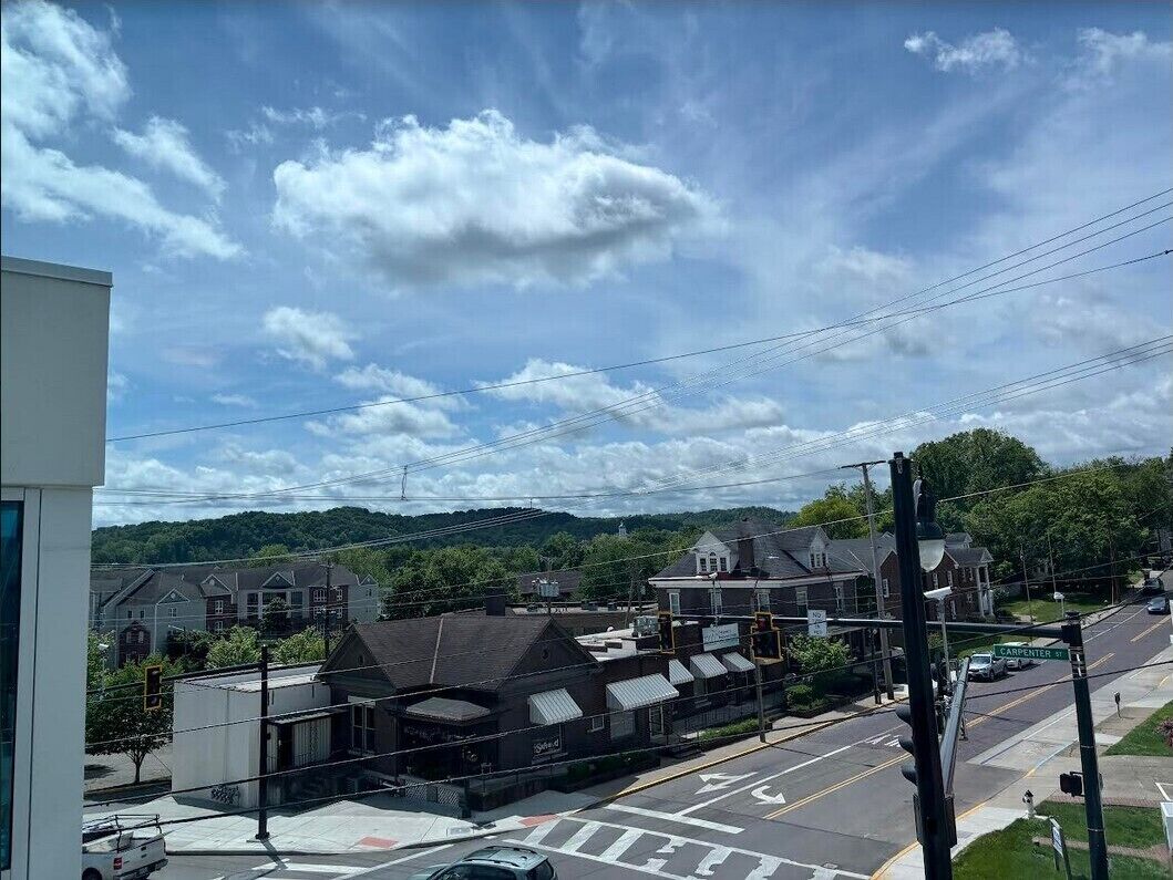 luxurious deluxe king room w/ 65'' tv - complimentary drinks - non-smoking | view from room