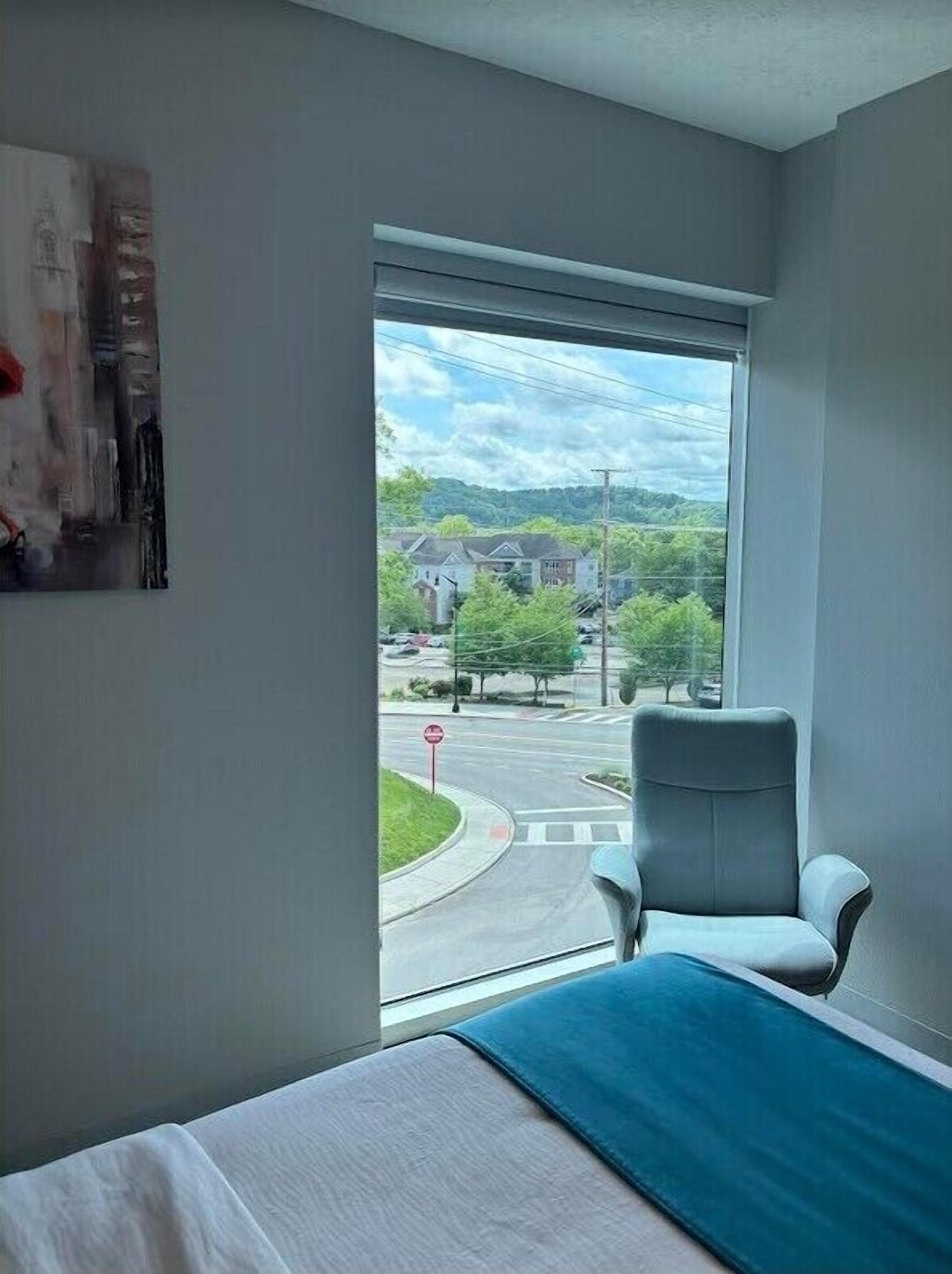 large luxury 2 bedroom suite with livingroom, three 65'' tvs - complimentary drinks - non-smoking | view from room