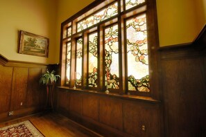 House, Multiple Beds (417 Mansion) | Interior - 417 Mansion (Lakeland)