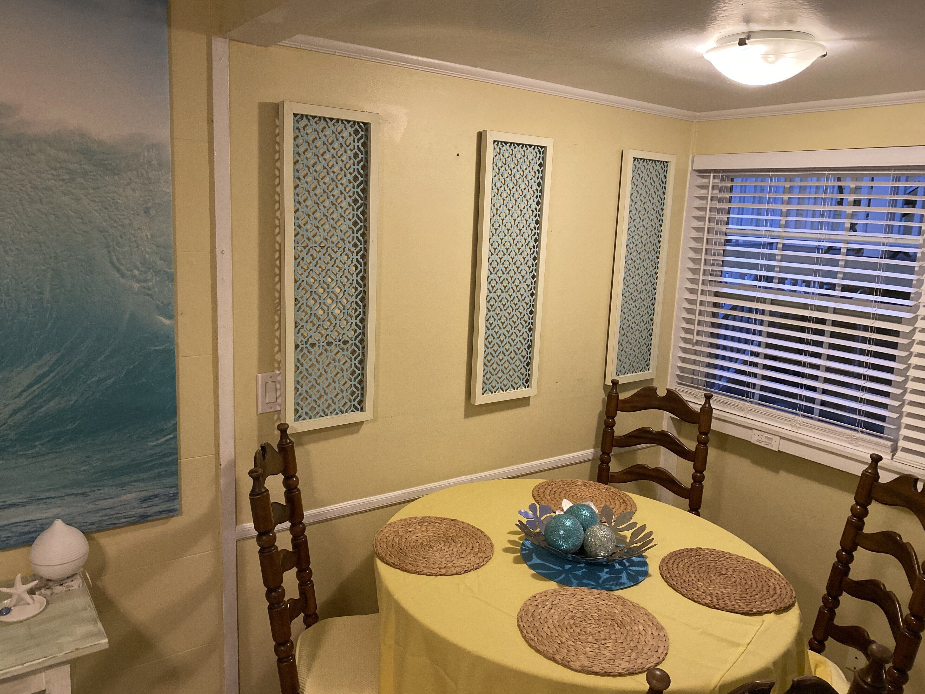 BEACH!Beautiful Clean+ Kingbed+Wifi, Patio+2bikes-takeout & deli close