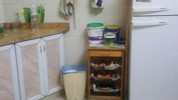 Appartamento Luxury | Cucina privata | Frigorifero, microonde, forno, macchina per tè/caffè
