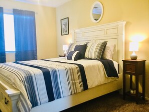 5 bedrooms, iron/ironing board, WiFi, bed sheets