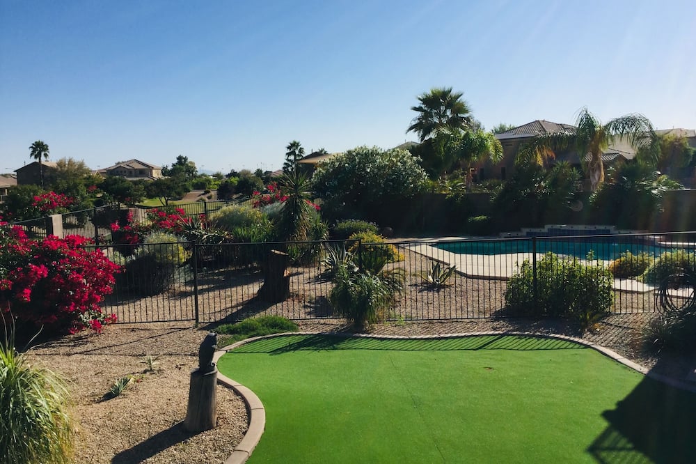 This Is It! Next to Tennis & Baseball Complex! Private, beautiful backyard Pool