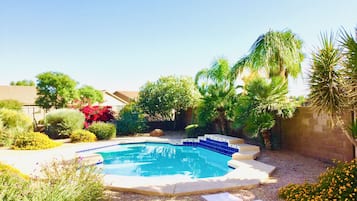 Piscine extérieure