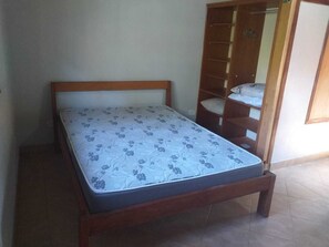 3 bedrooms, free WiFi - HOUSE IN VILLAGE CAMBURI, R. PRAIA DA MARANDUBA 253, INDIVIDUAL AND ANNUAL LEASES (São Sebastião)