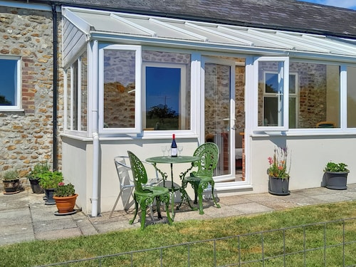 A perfect holiday destination for those wanting to discover Devon and Dorset.