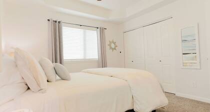 Luxury condo two minutes from Independence Point, McEuen Park, and Downtown CDA!