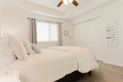 Luxury condo two minutes from Independence Point, McEuen Park, and Downtown CDA!