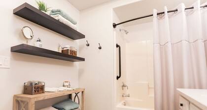 Luxury condo two minutes from Independence Point, McEuen Park, and Downtown CDA!