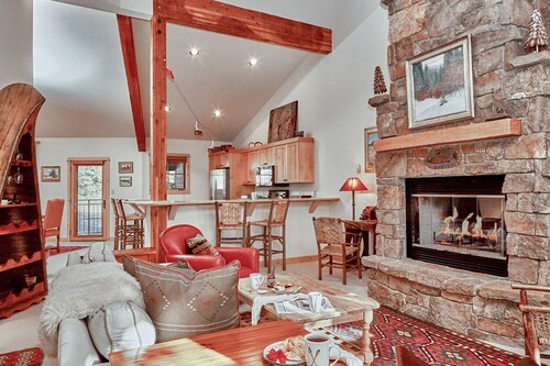 JHRL - Moose Creek 2 - Perfect Ski Location with private Hot Tub