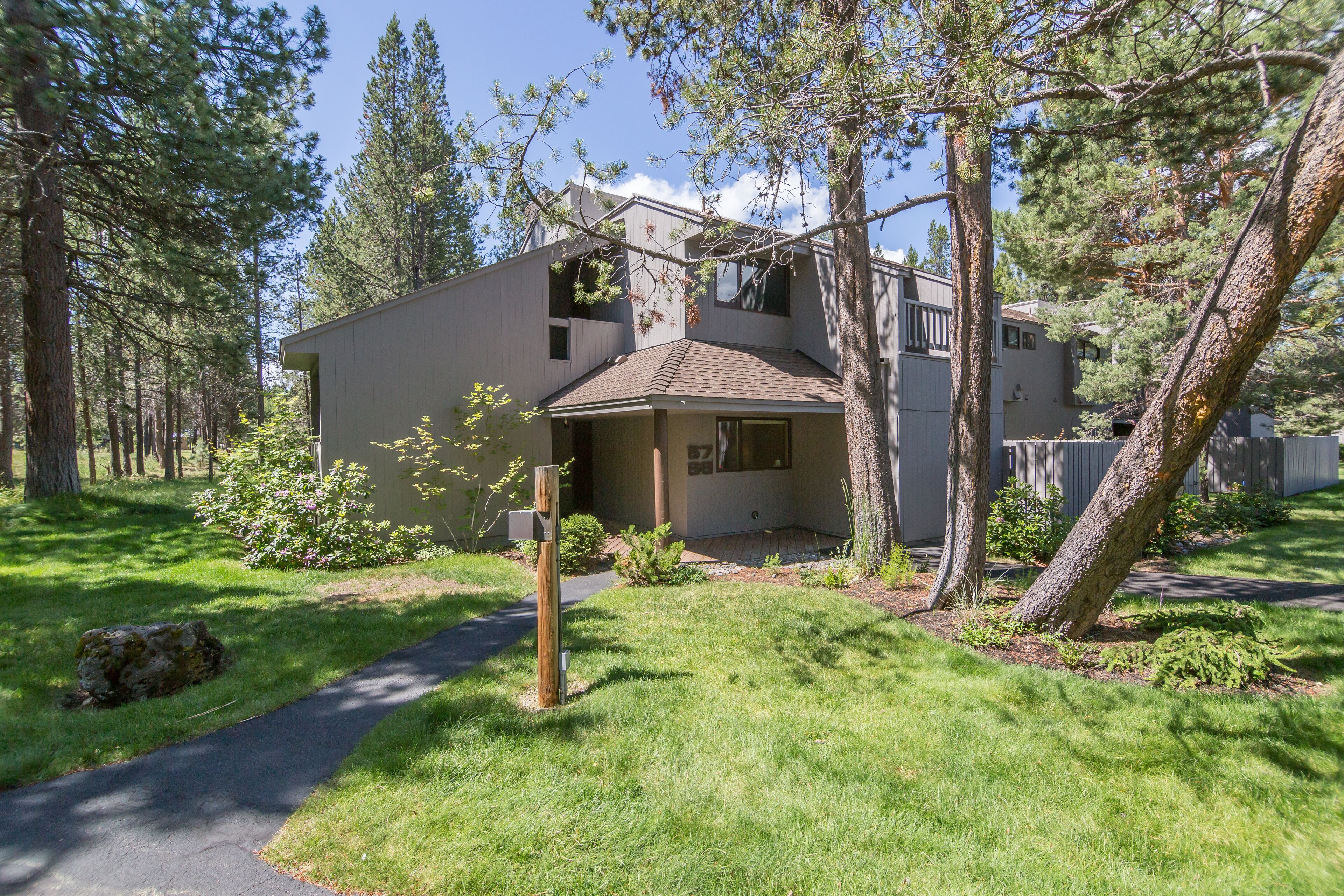 Meadow House #66 - A/C Amazing Views Great Location One Level, 6 SHARC passes