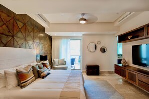 3 bedrooms, iron/ironing board, WiFi, bed sheets - Beachfront Luxury at Casa Cobre in Molino de Agua (Puerto Vallarta)