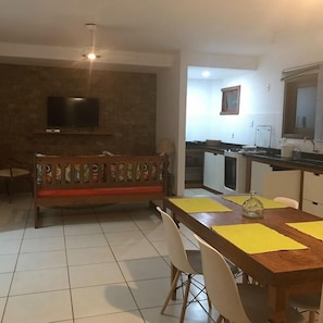 Familienapartment | Wohnbereich | Flachbildfernseher