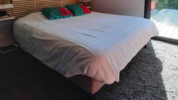 3 chambres, fer et planche Ă repasser, Wi-Fi gratuit, draps fournis