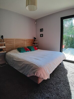 3 camere, ferro/asse da stiro, Wi-Fi gratuito, lenzuola