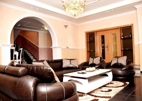 3 Bedroom Duplex House