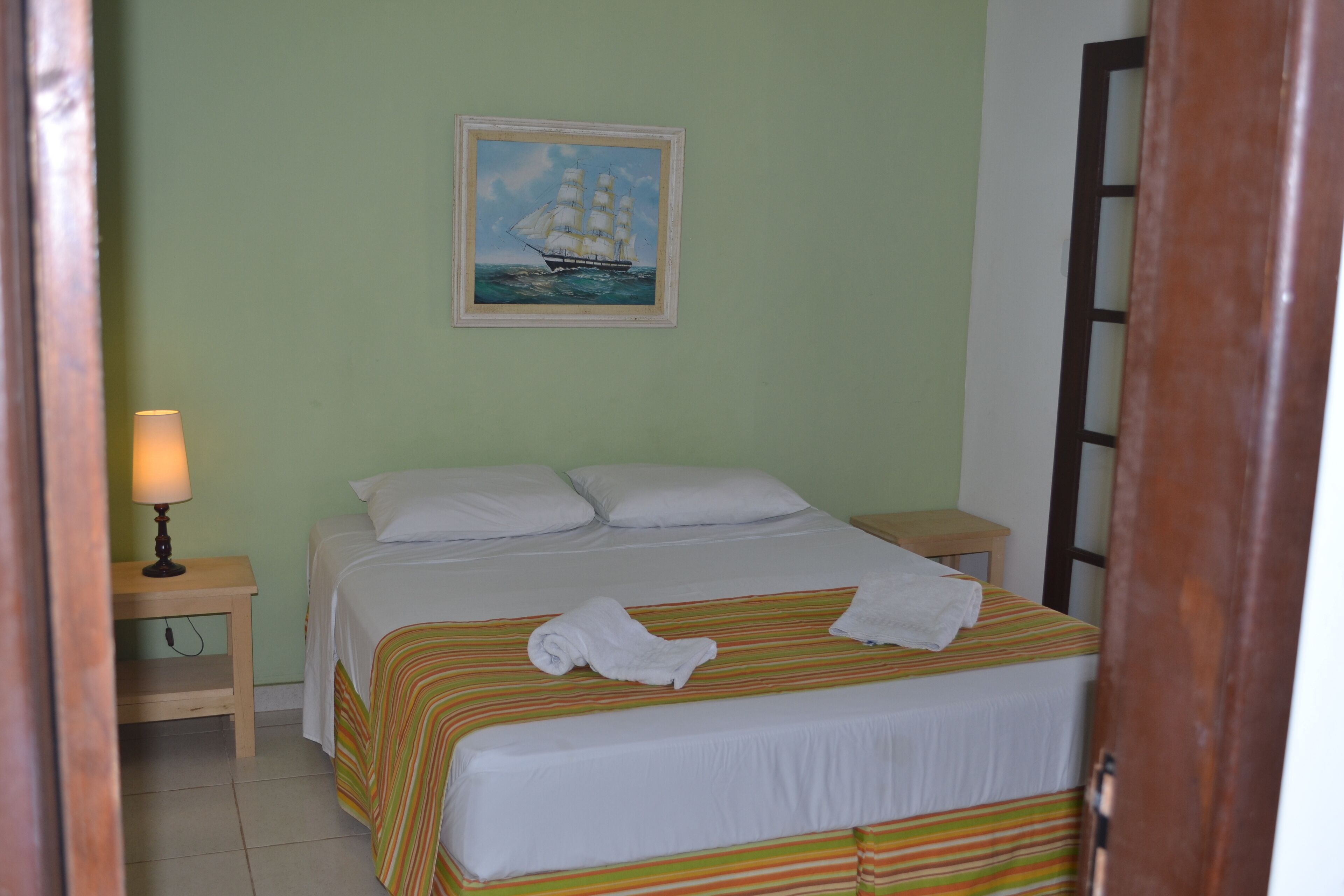 Chale 2 Condominium Shallow Beach