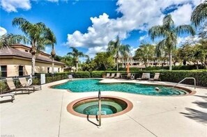 Outdoor pool, a heated pool - A real Hidden Gem in Naples,  Florida, rarely available... (Naples)