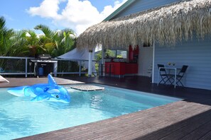 Outdoor pool - Hut bungalow (Francois)
