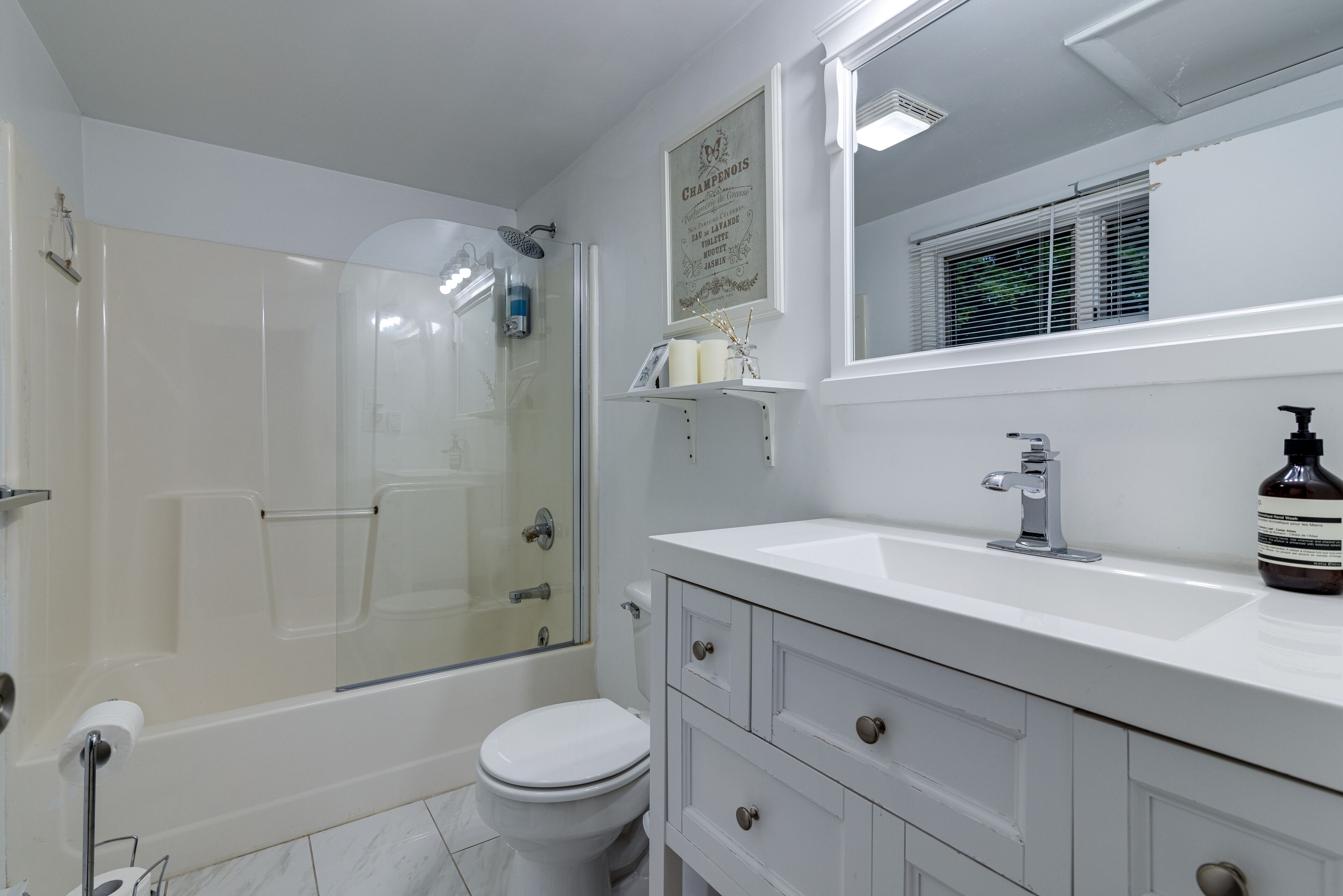 *NEW* Crest Hill Chalet | 15 mins to Camelback Mt.