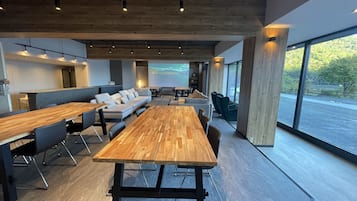 獨特設計、免費 Wi-Fi、床單