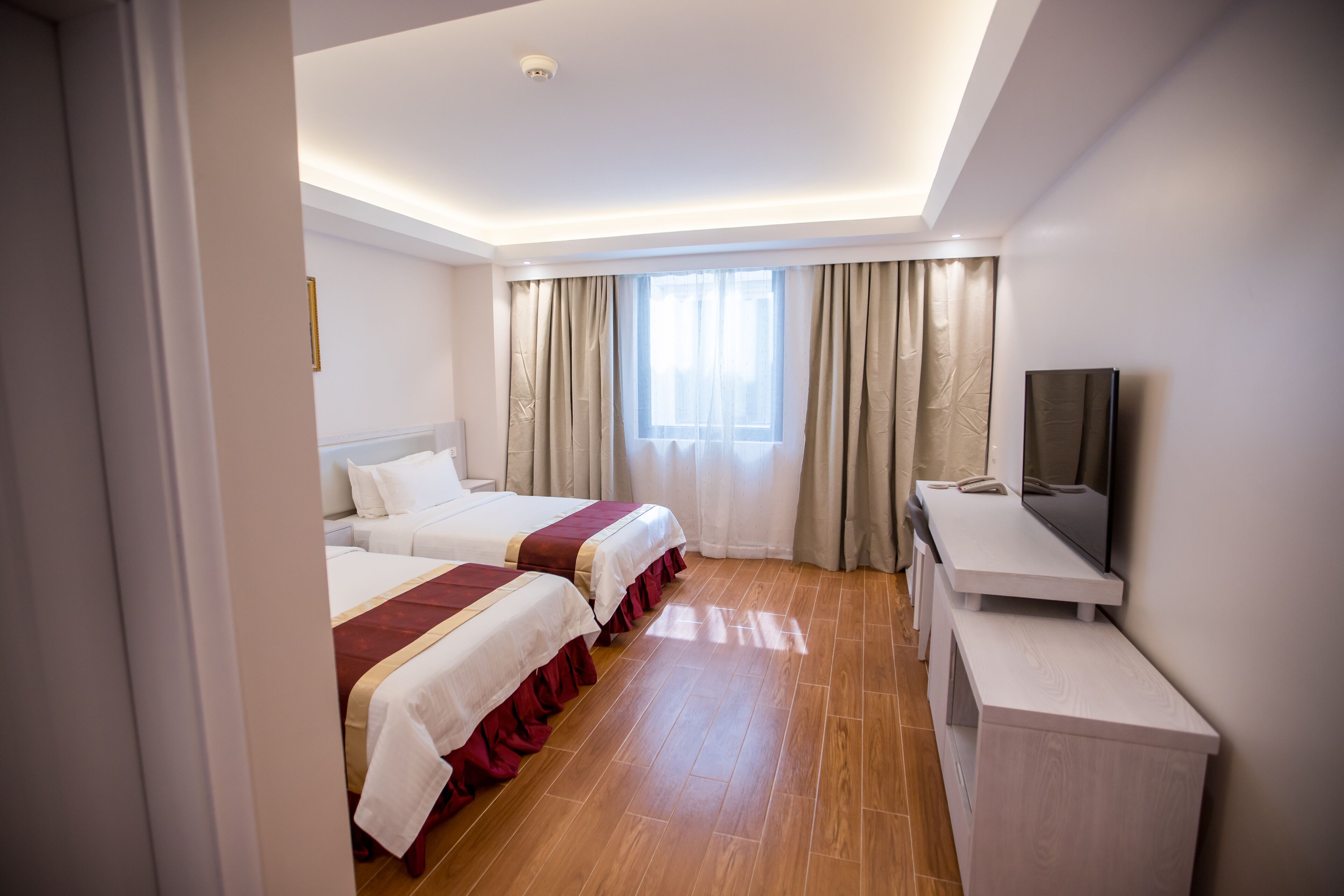 1 bedroom, in-room safe, desk, laptop workspace