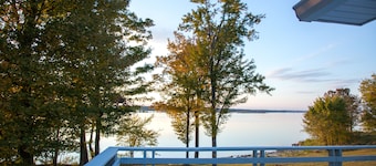 Rockcastle Lakeside Retreat