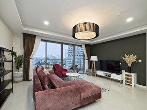 Living area - Diamond Luxury Millennium (Ho Chi Minh City)