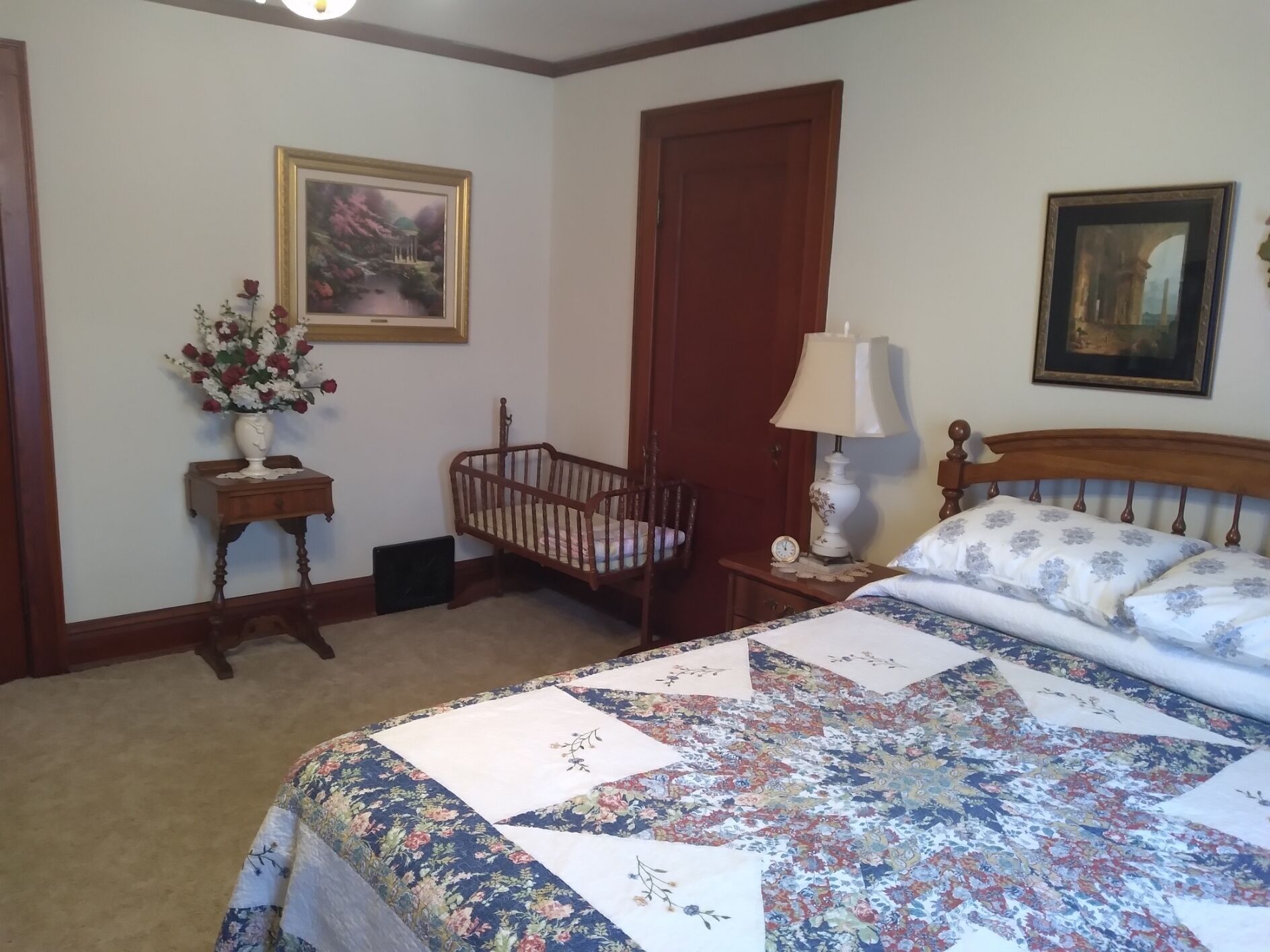 3 Schlafzimmer, Bügeleisen/Bügelbrett, Bettwäsche