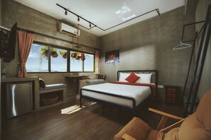 Desk, iron/ironing board, free WiFi - La Maison Des Delices (Da Nang)