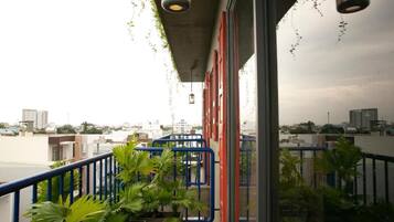 Desk, iron/ironing board, free WiFi