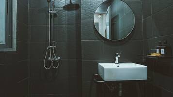 Standard Studio, 1 Queen Bed | Bathroom | Shower, free toiletries, hair dryer, slippers