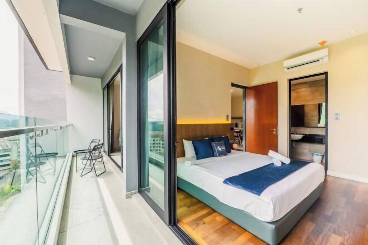 Blackout curtains, iron/ironing board, free WiFi, bed sheets