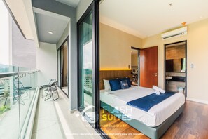 Apartamento lua de mel, 1 quarto, sacada | Cortinas blackout, ferros/tábuas de passar roupa, Wi-Fi de cortesia