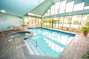 Indoor pool, outdoor pool - International, International Dr, Convention Center (Orlando)
