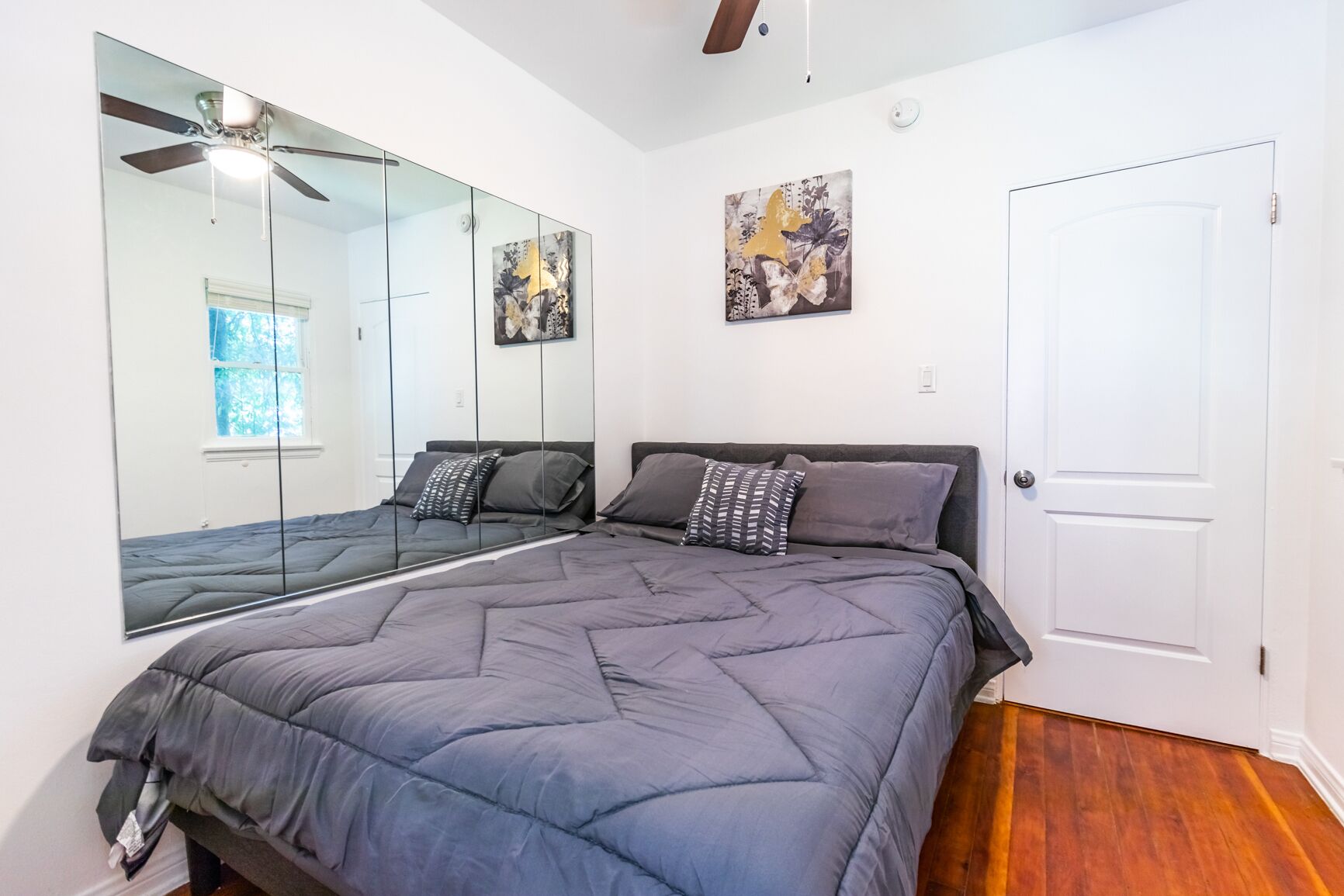 1 室のベッドルーム、WiFi