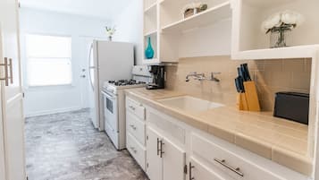 Microwave, oven, stovetop