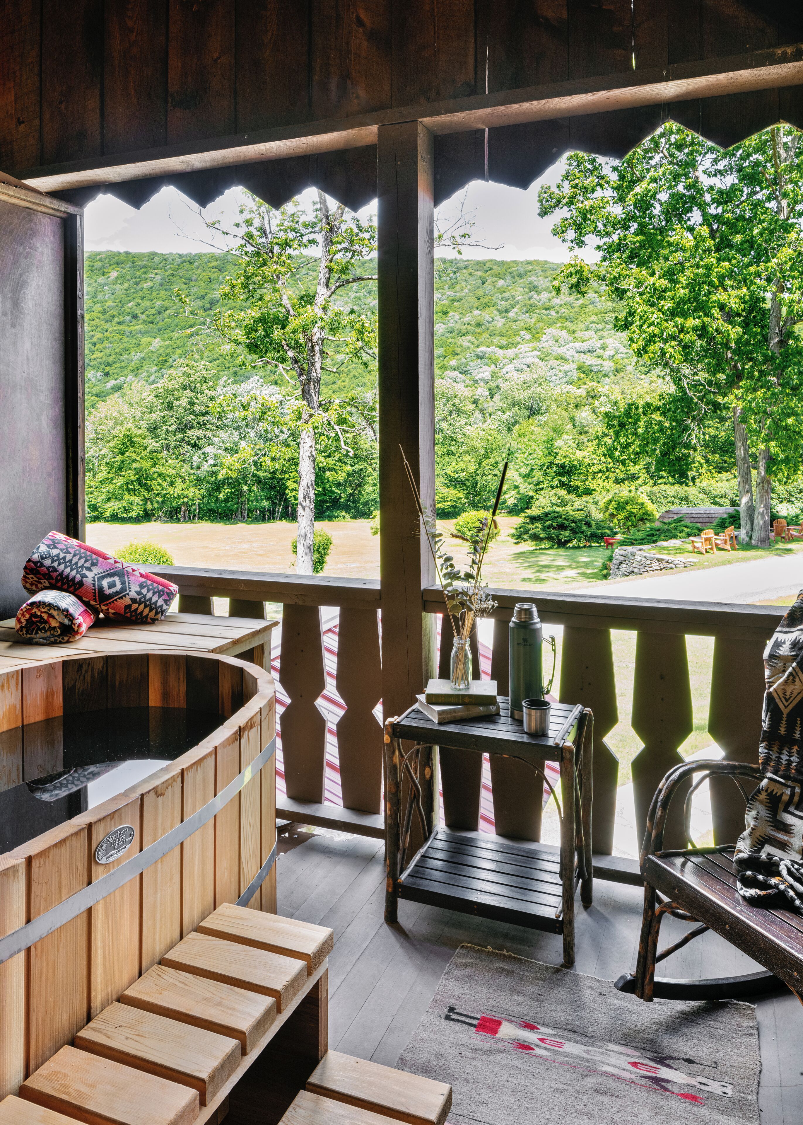 Habitación panorámica, 1 cama King size, hidromasaje, vista a la montaña | Vista desde la habitación