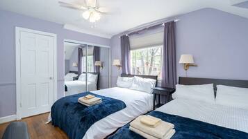 4 Schlafzimmer, Schreibtisch, Bügeleisen/Bügelbrett, WLAN