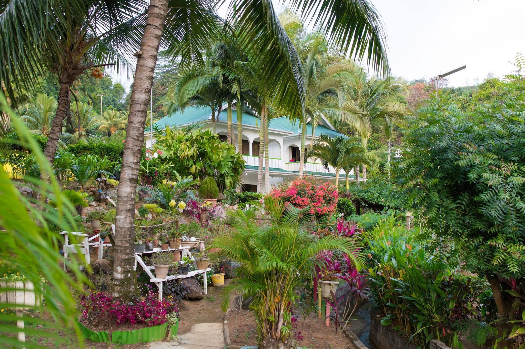 Photo - Evergreen Apartments