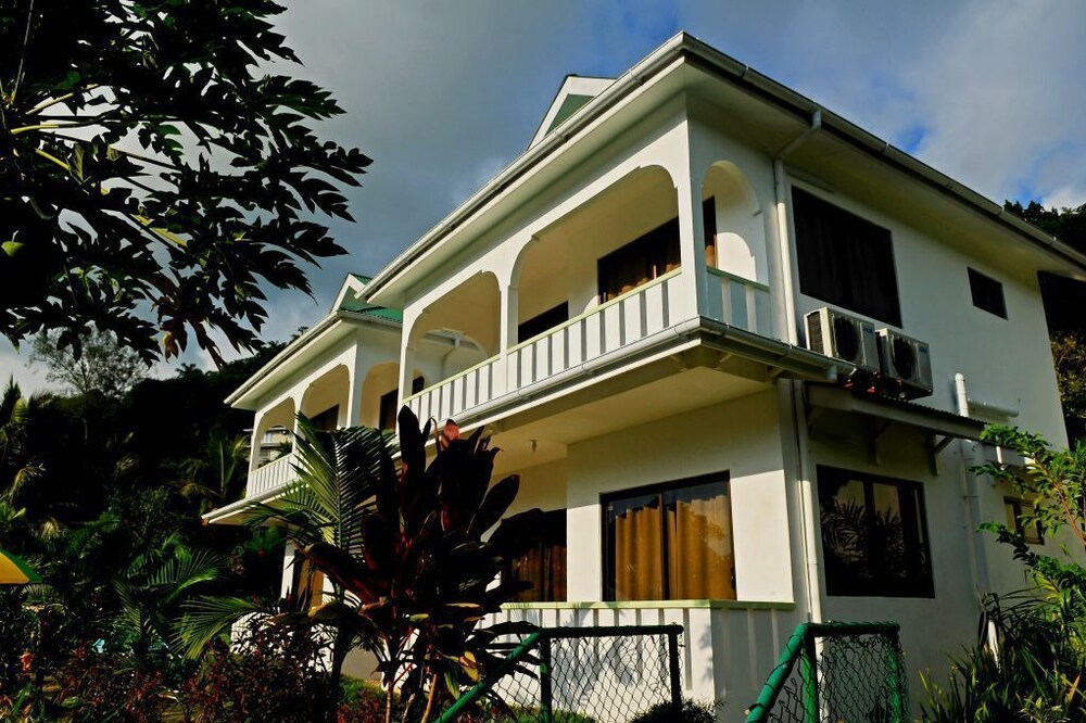 Evergreen Apartments