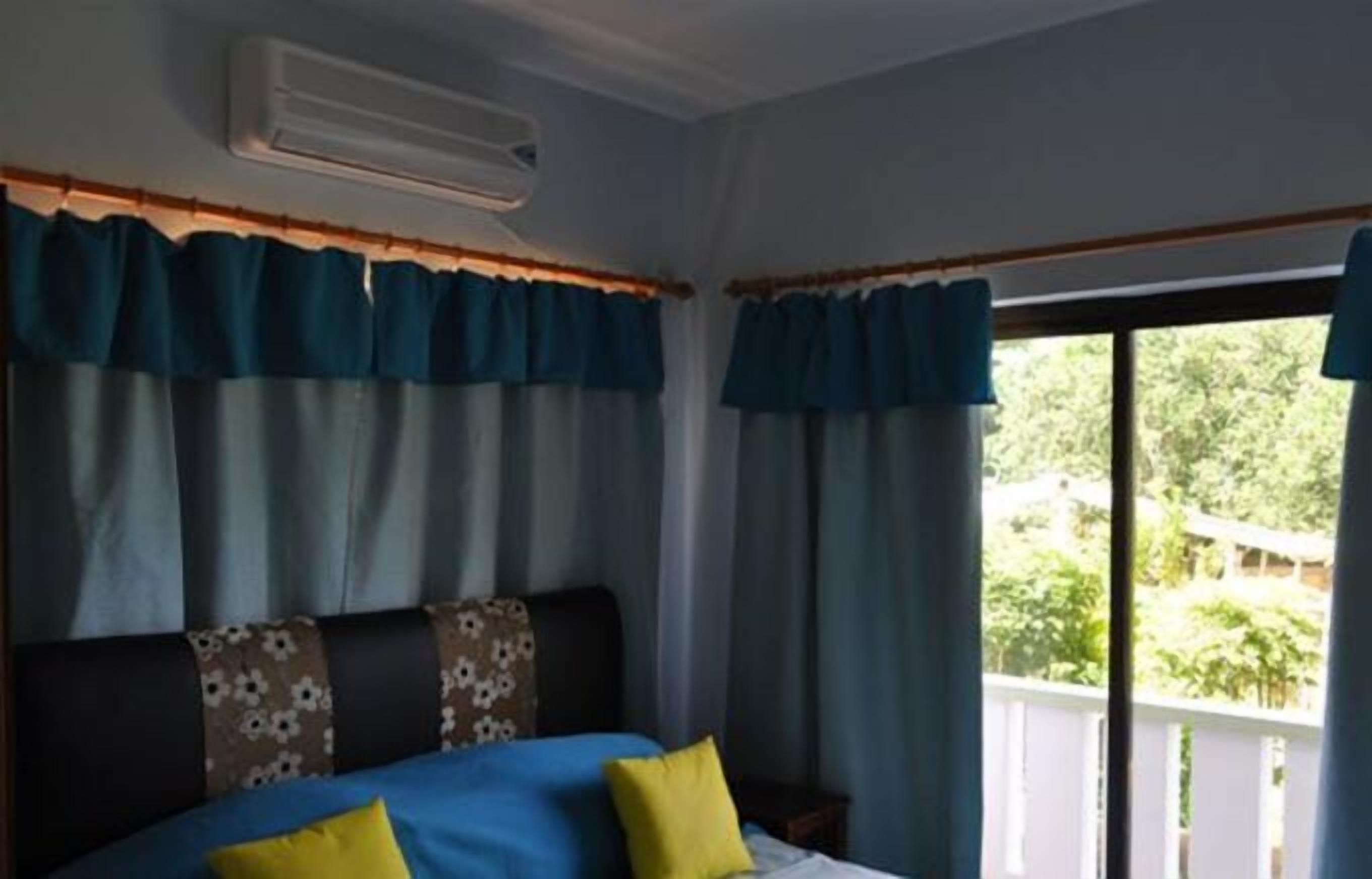 Photo - Evergreen Apartments